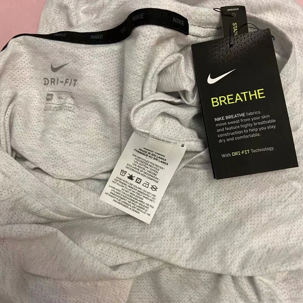 Men's Nike Breathe Tee Size 4XL